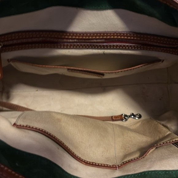 Dooney & Bourke Genuine Florentine Vacchieta Leather Shoulder Bag Logo Clip - Picture 12 of 15